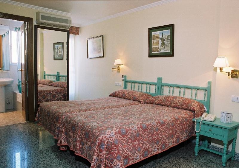 גרנדה Hotel Los Jeronimos Y Terraza Monasterio (Adults Only) חדר תמונה